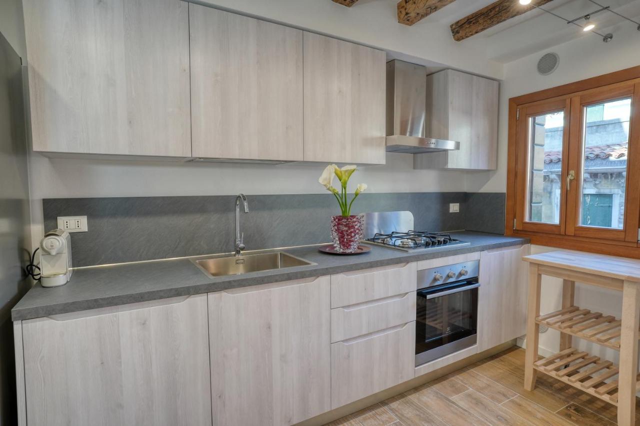 Ecco Suites Apartments 베니스 외부 사진