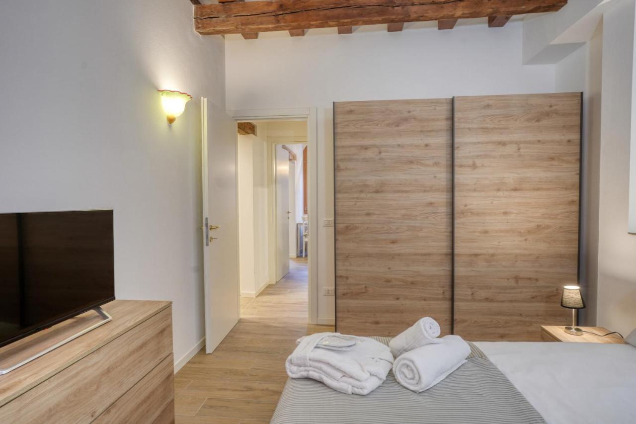 Ecco Suites Apartments 베니스 외부 사진