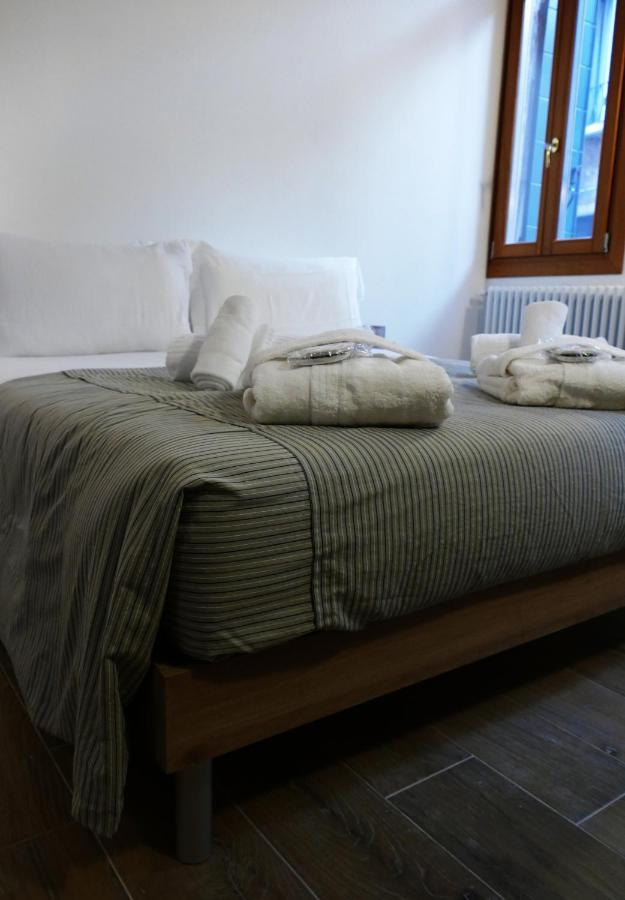 Ecco Suites Apartments 베니스 외부 사진